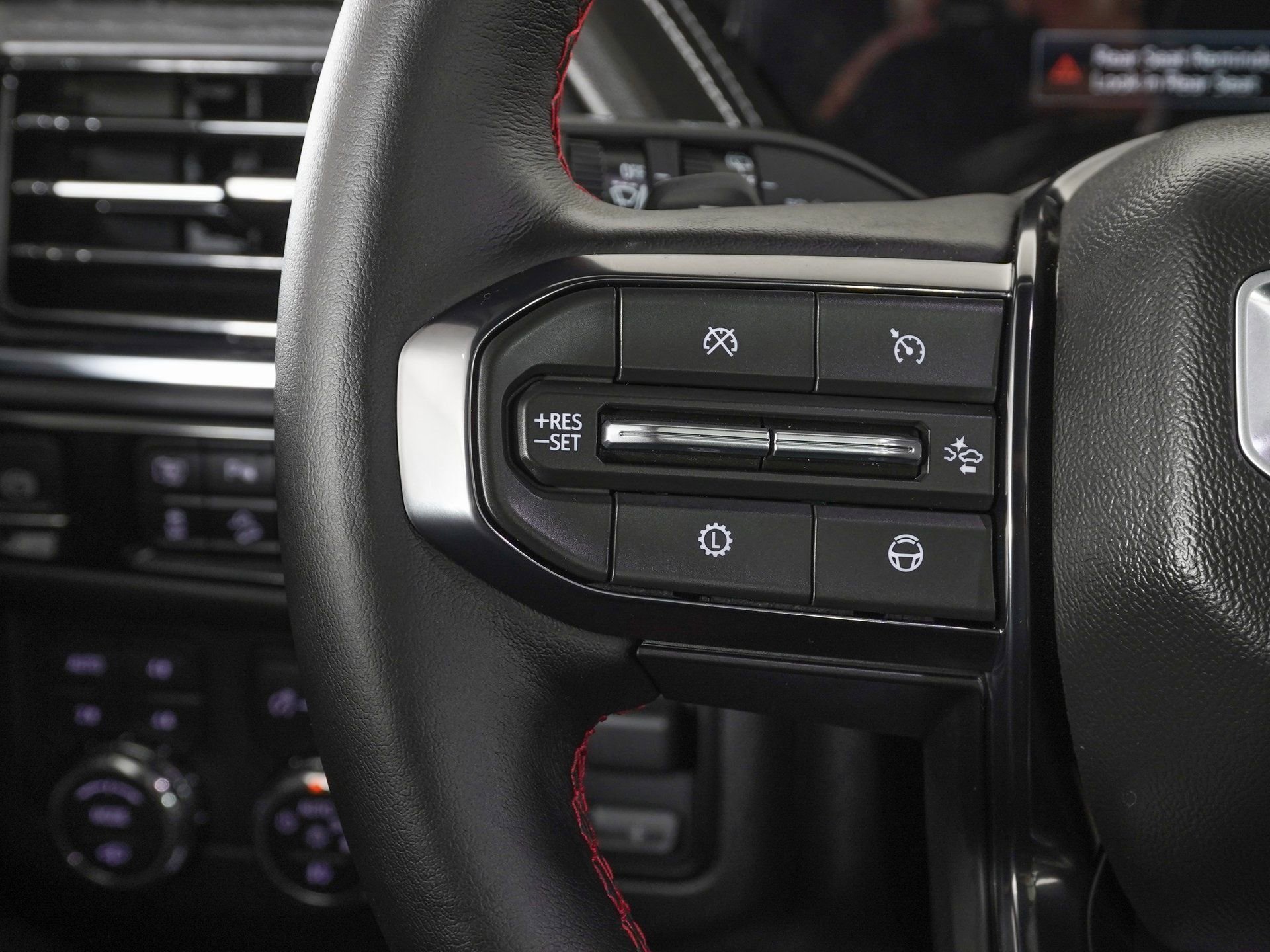 Used 2026 GMC Yukon XL AT4 Ultimate image 24