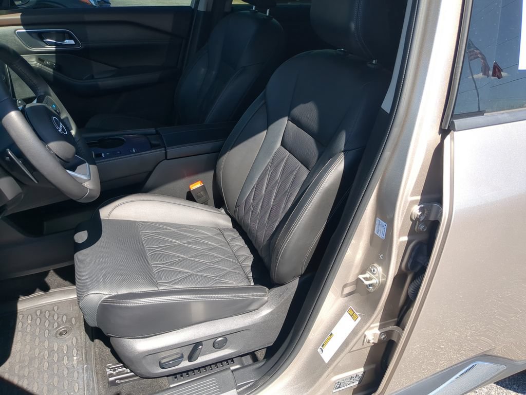 Used 2023 Nissan Rogue Platinum w/ Platinum Premium Package FWD image 20