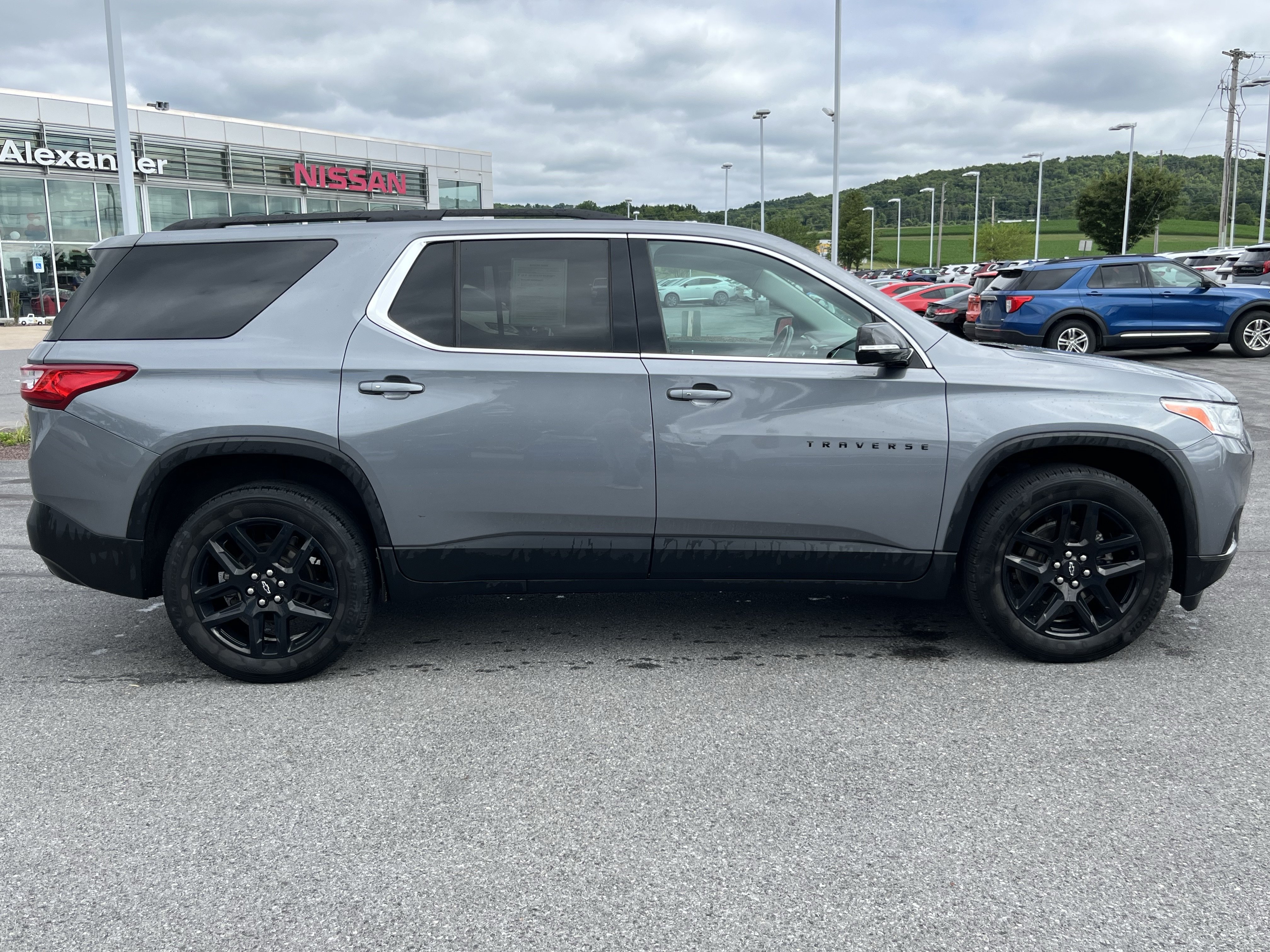 Used 2021 Chevrolet Traverse LT w/ LPO, Blackout Package AWD/4WD video 2