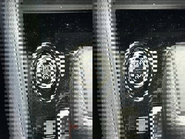 New 2025 Nissan Versa SV w/ Trunk Package image 26