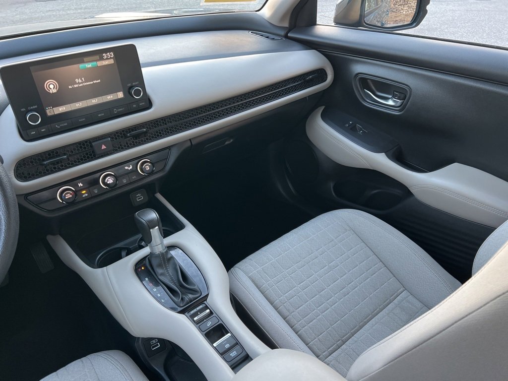 Used 2023 Honda HR-V LX image 23