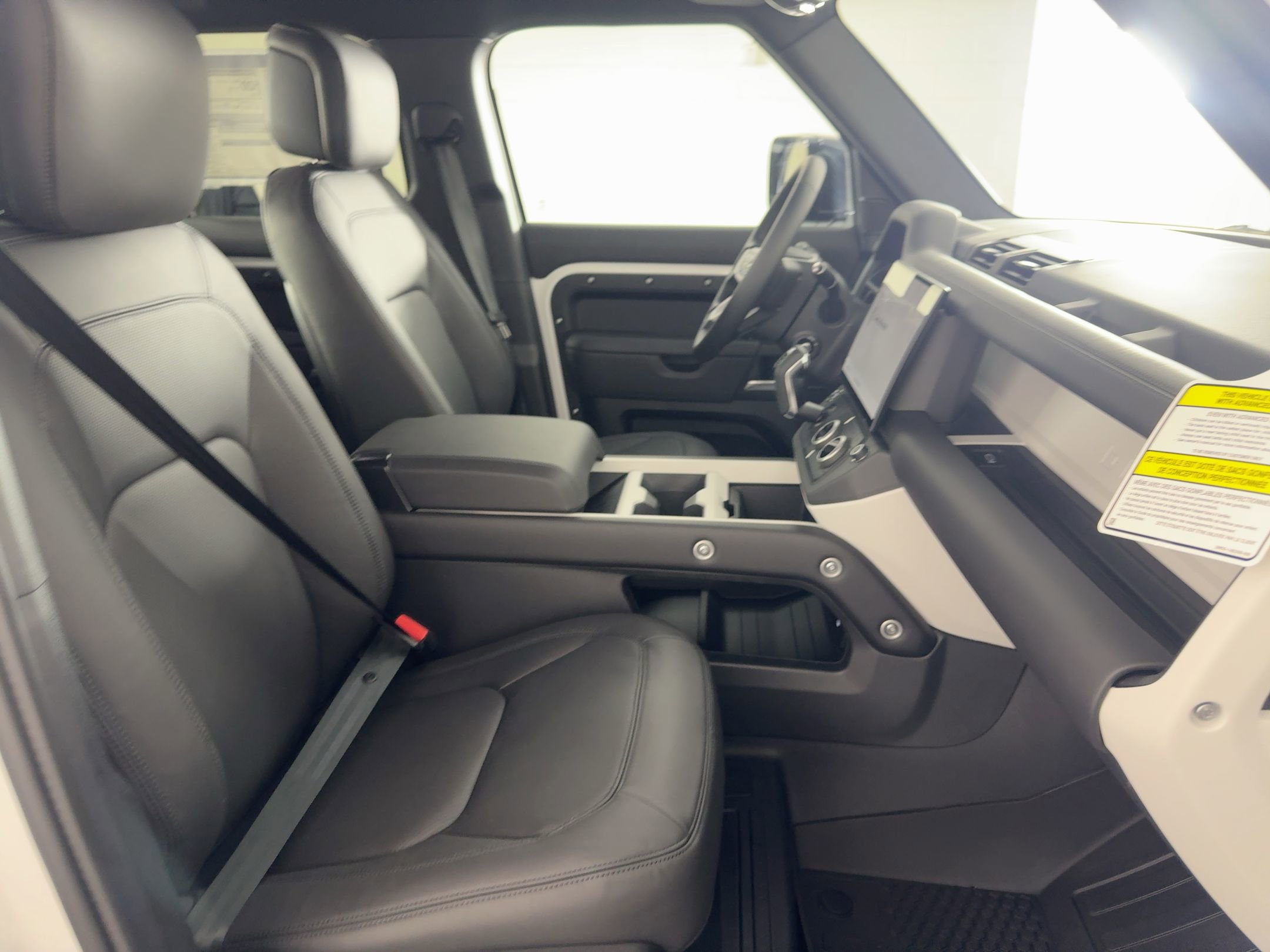 New 2026 Land Rover Defender 110 S AWD/4WD image 28