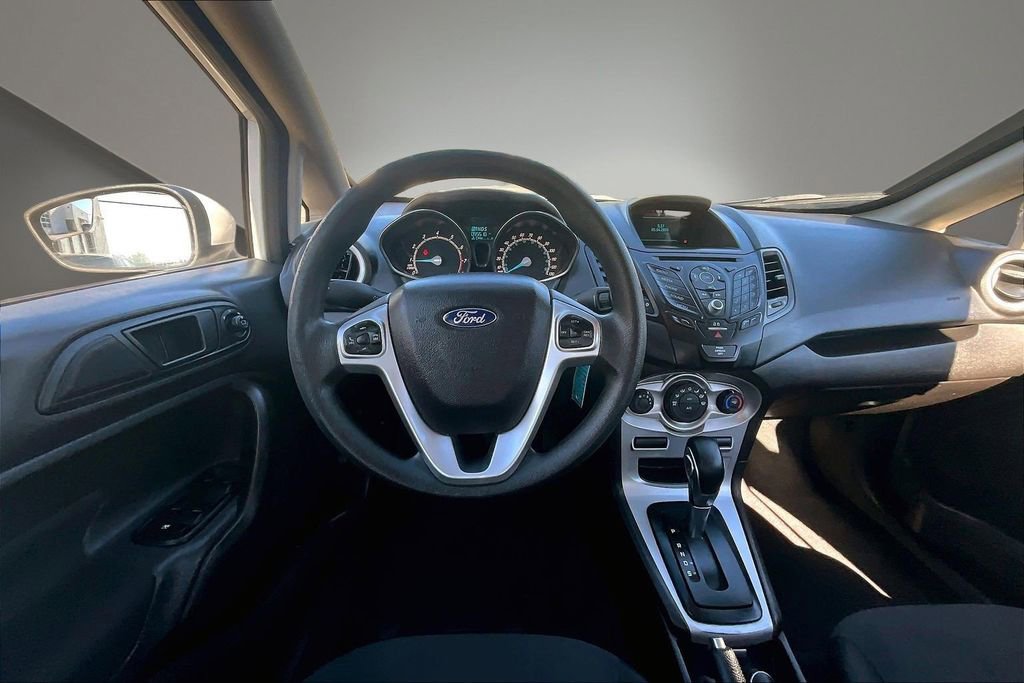 Used 2017 Ford Fiesta SE FWD image 8
