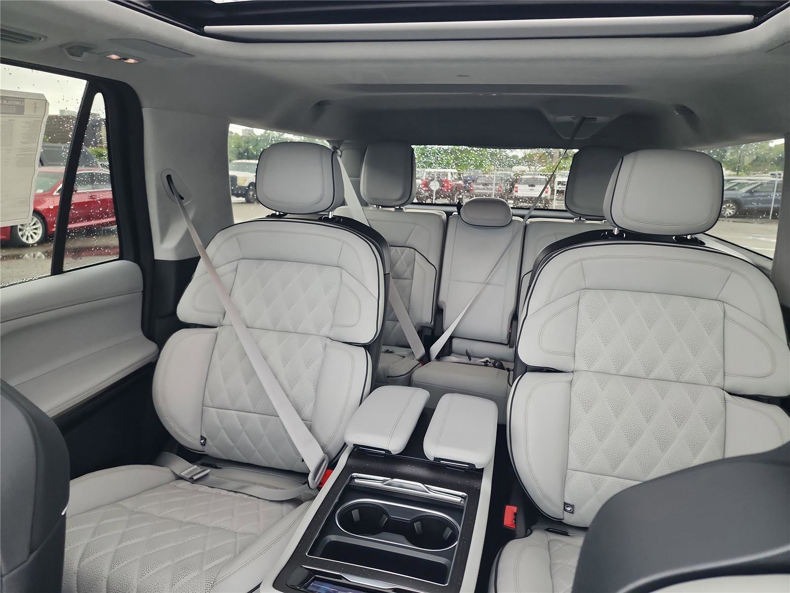 New 2026 Lincoln Navigator L Black Label AWD/4WD image 15