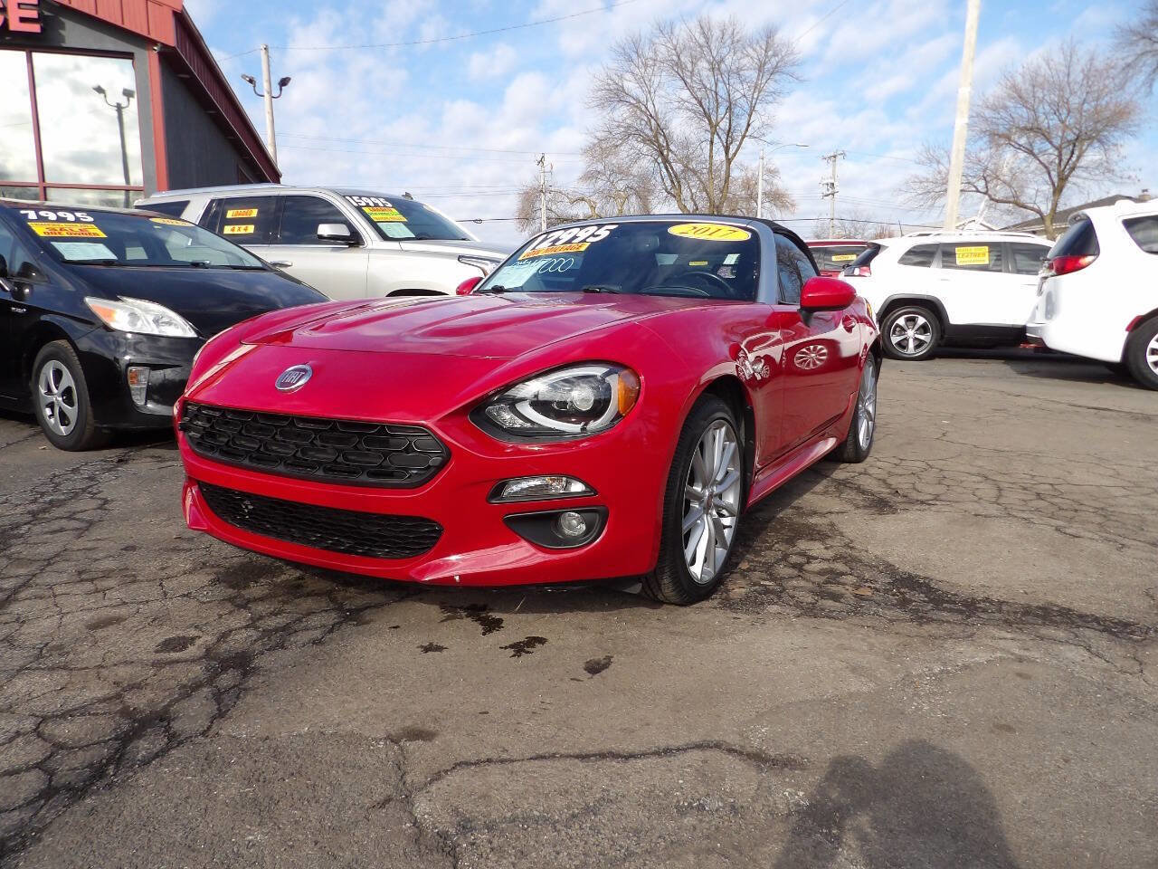 Used 2017 FIAT 124 Spider Lusso image 1