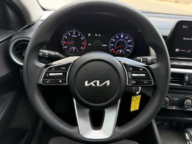 Used 2024 Kia Forte LXS w/ LXS Technology Package FWD image 12