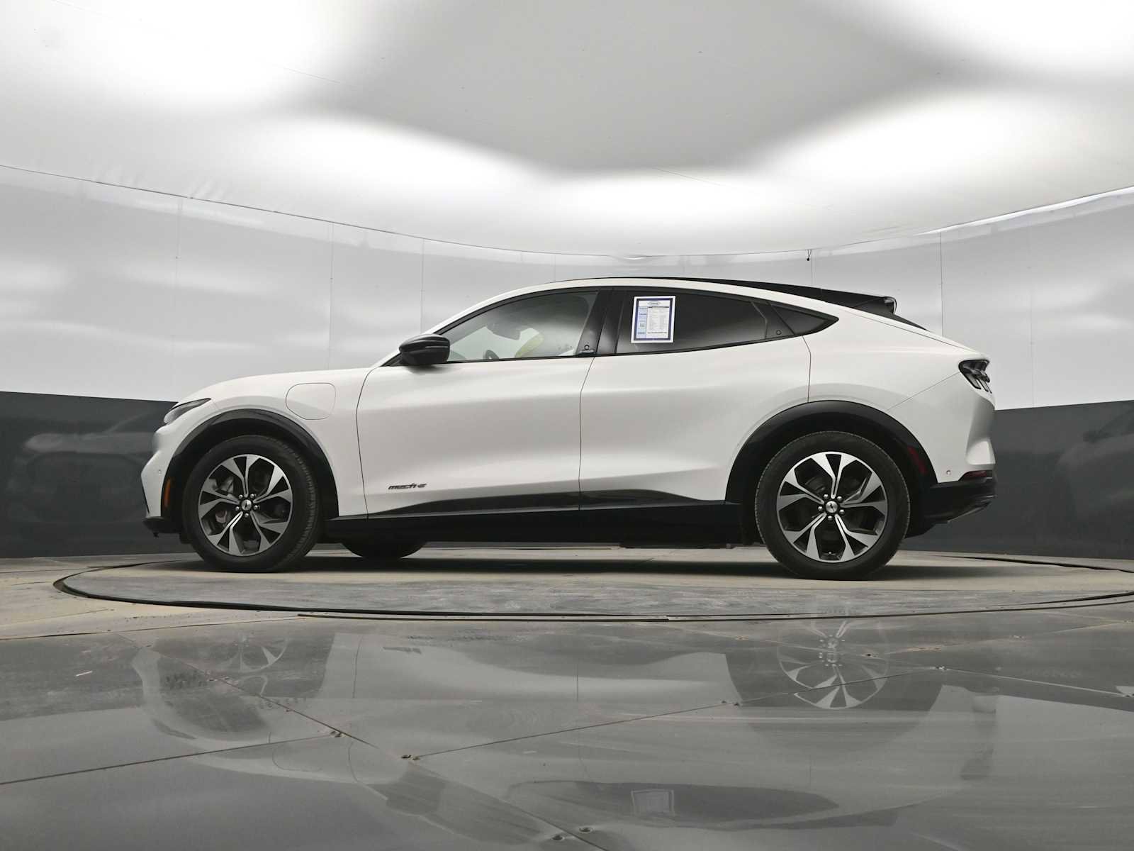 Used 2021 Ford Mustang Mach-E Premium image 30