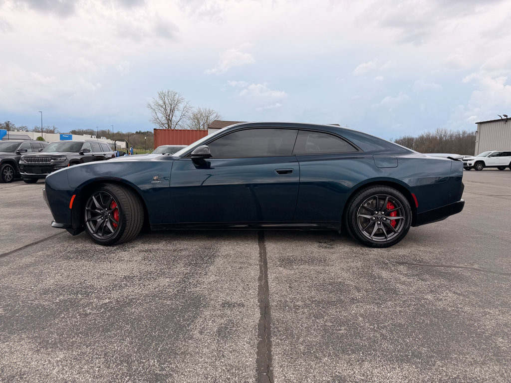 Used 2024 Dodge Charger Scat Pack w/ Plus Group AWD/4WD image 2
