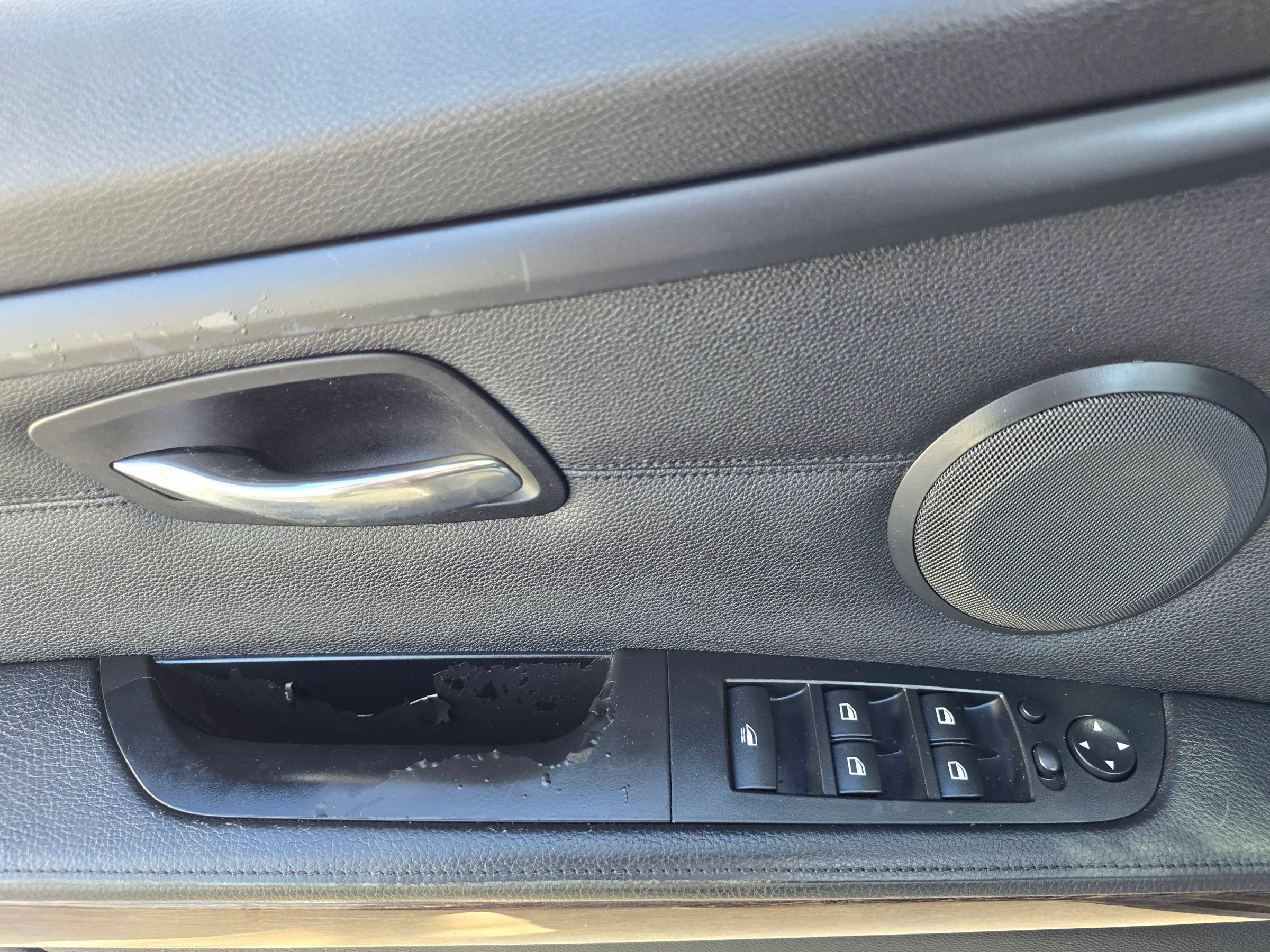 Used 2013 BMW 335i Convertible RWD image 21