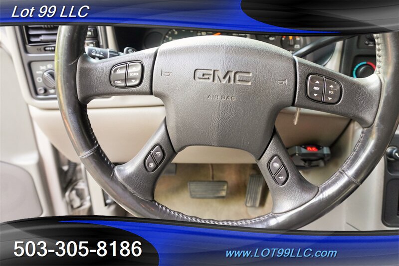 Used 2004 GMC Sierra 2500 SLT w/ Heavy-Duty Power Package AWD/4WD image 22
