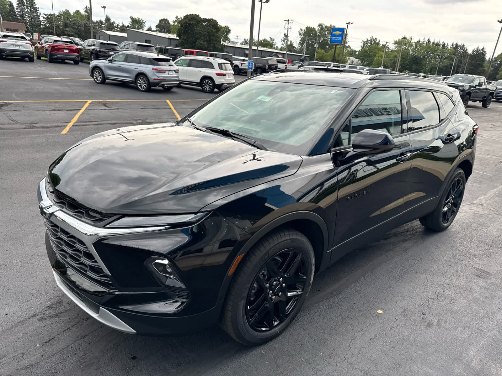 New 2026 Chevrolet Blazer LT w/ Convenience Package AWD/4WD image 11