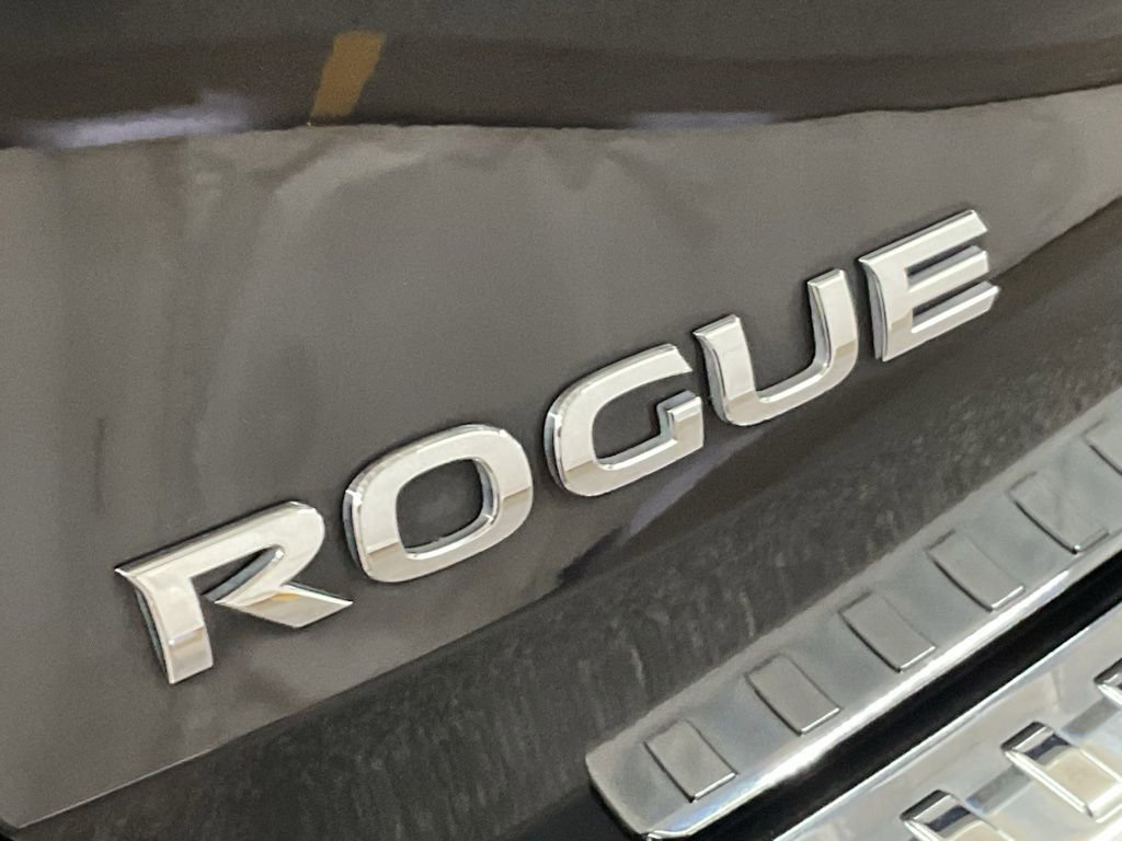 Used 2015 Nissan Rogue SL w/ SL Premium Package image 23