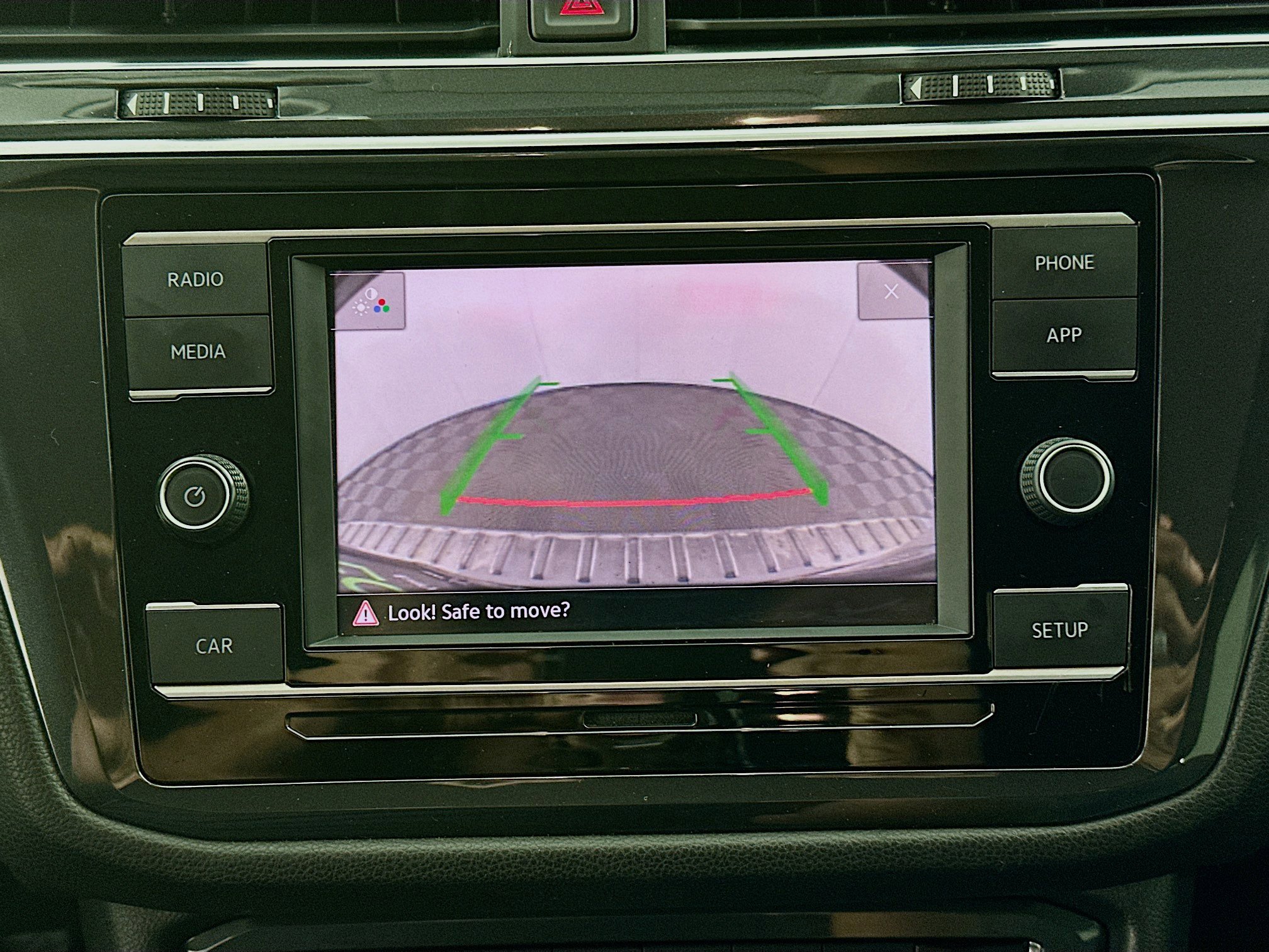 Used 2019 Volkswagen Tiguan S w/ Driver Assistance Package image 21