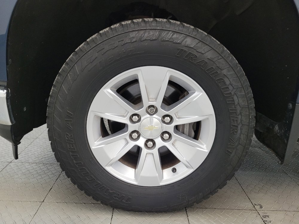 Used 2019 Chevrolet Silverado 1500 LT w/ All-Star Edition AWD/4WD image 31