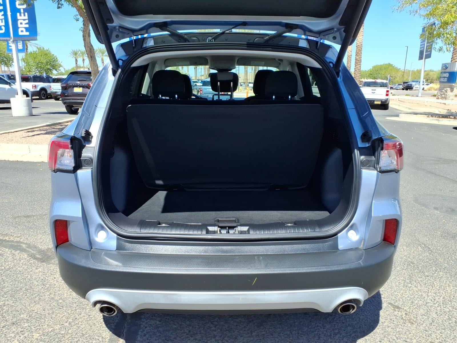 Used 2022 Ford Escape SE w/ Convenience Package FWD image 16