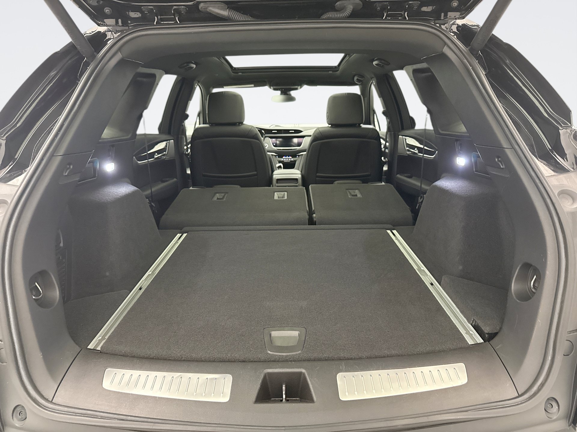 Used 2020 Cadillac XT5 Premium Luxury AWD/4WD image 24