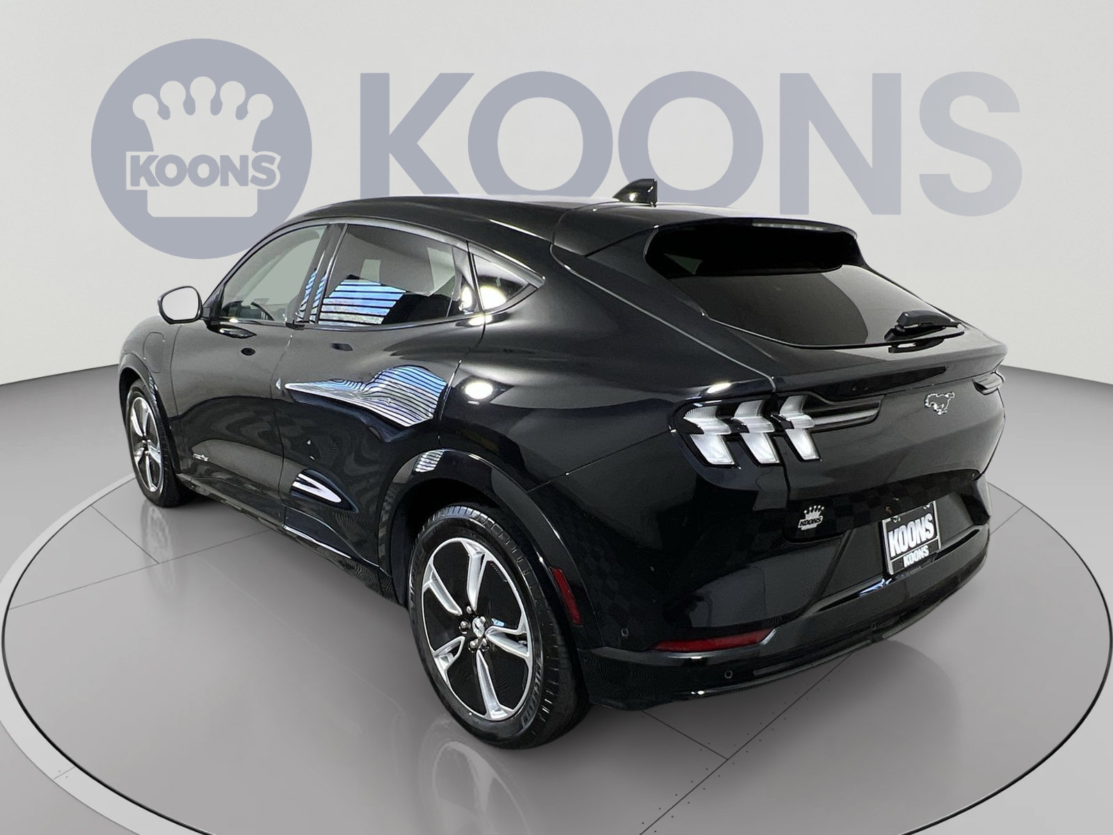 Used 2023 Ford Mustang Mach-E Premium RWD image 4