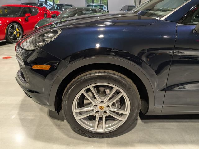 Used 2019 Porsche Cayenne AWD/4WD image 4