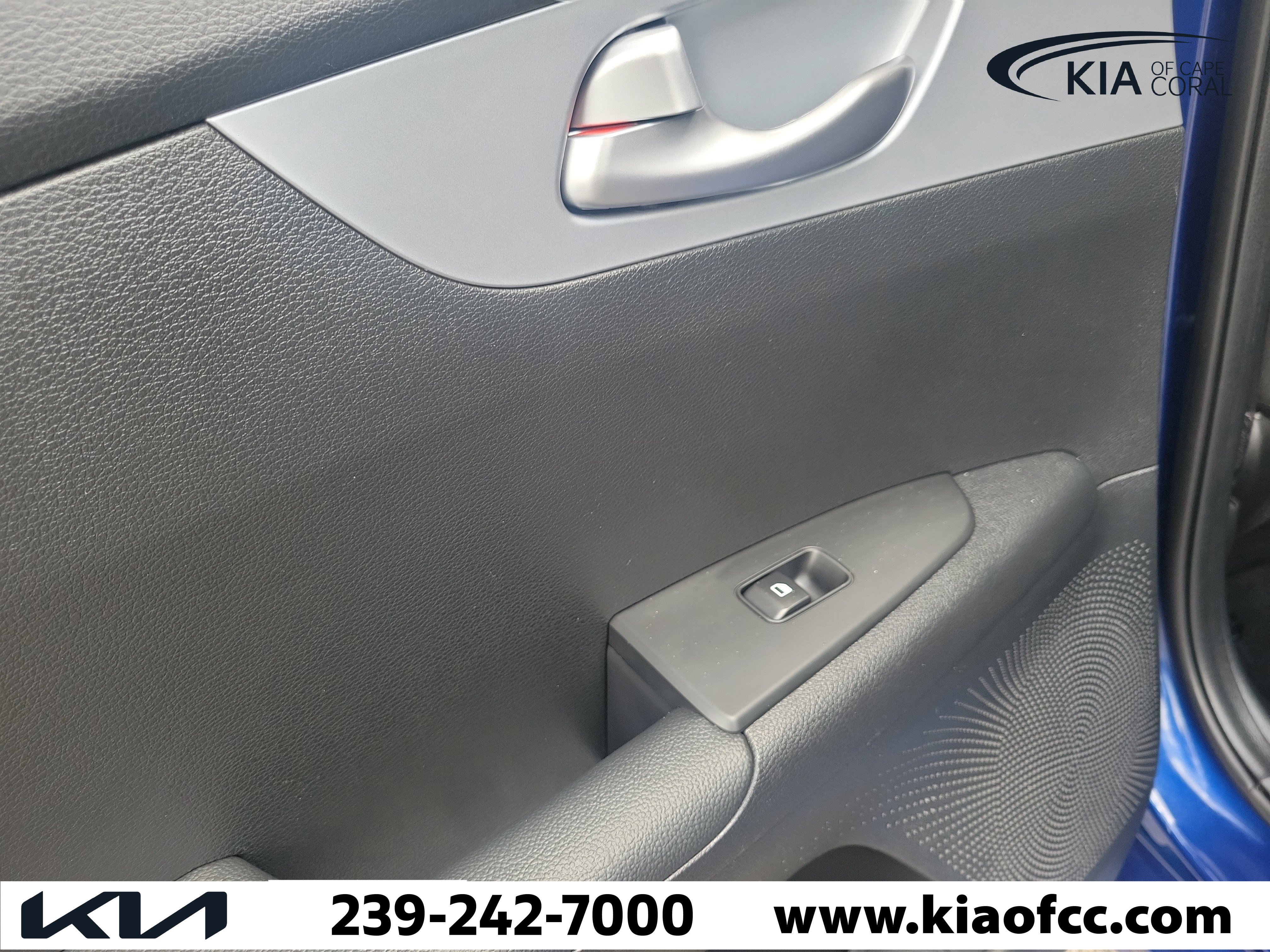Used 2023 Kia Forte LXS FWD image 10