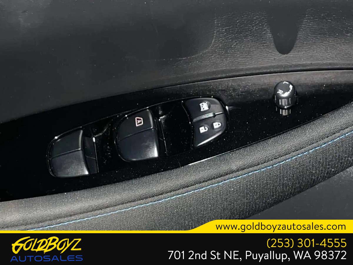 Used 2022 Nissan Leaf SV image 32