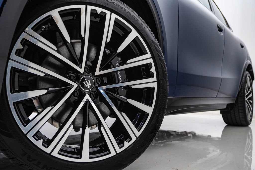 Certified 2025 Maserati Grecale Modena AWD/4WD image 5