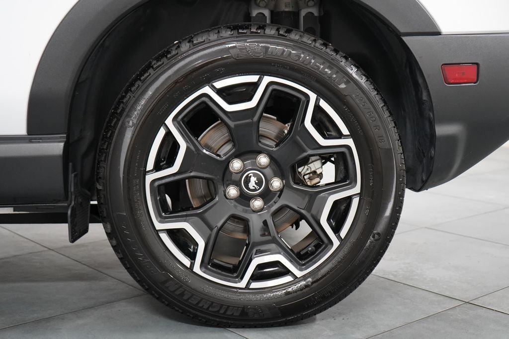 Certified 2025 Ford Bronco Sport Outer Banks w/ Outer Banks Tech Package+ AWD/4WD image 36