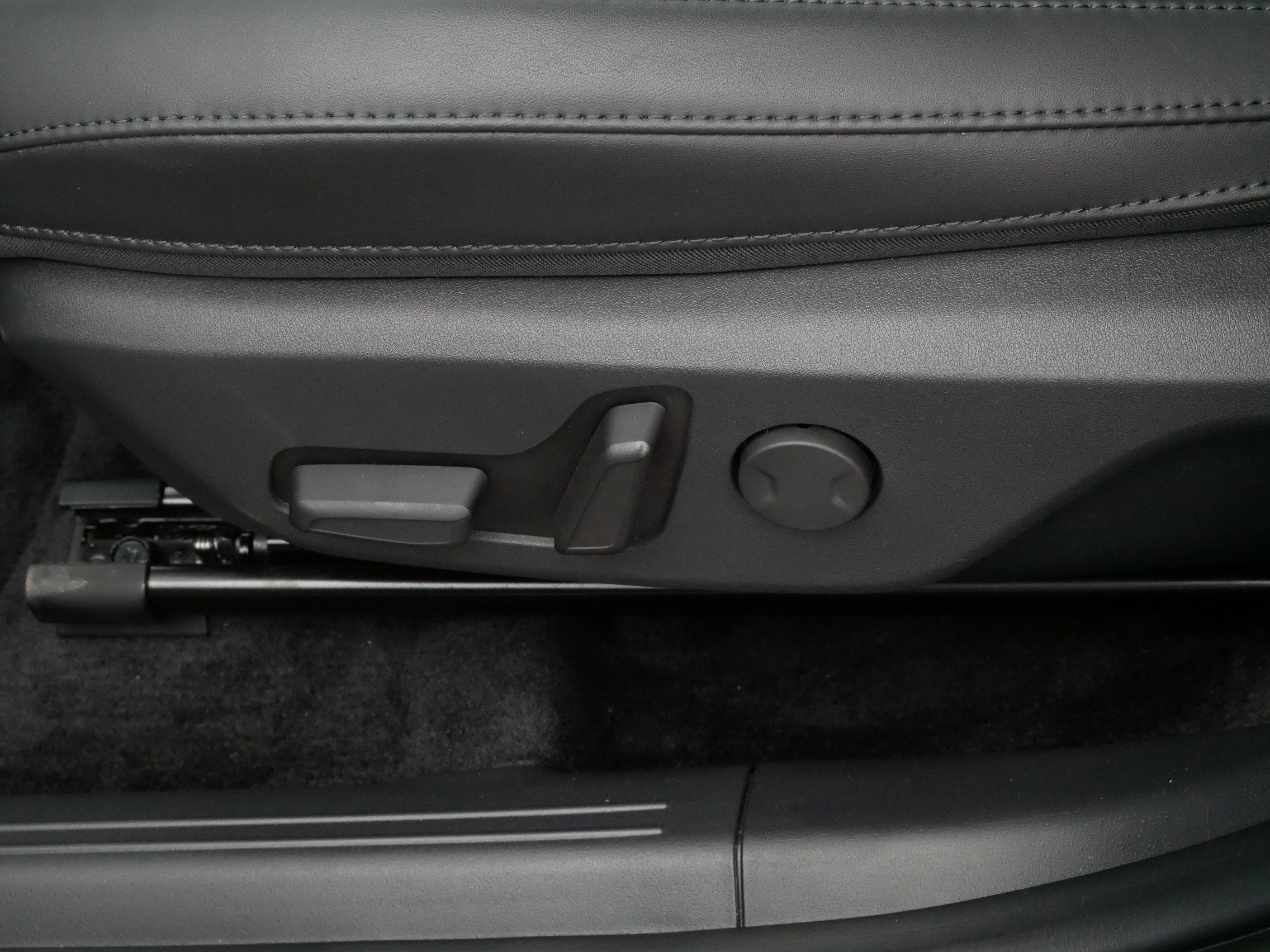 Used 2025 Kia Niro Wind w/ Wind Preserve Package image 20