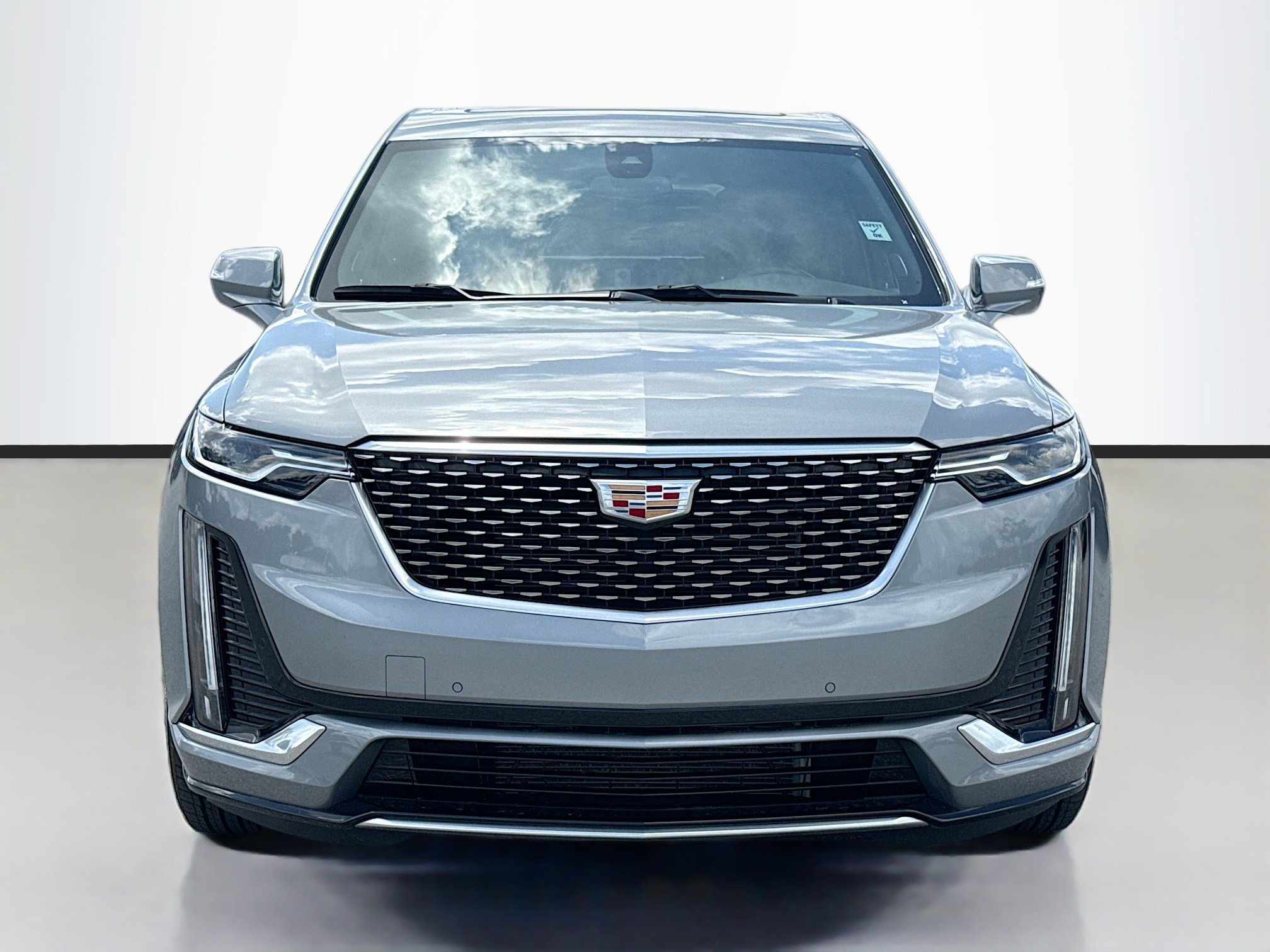 Used 2024 Cadillac XT6 Premium Luxury FWD image 8