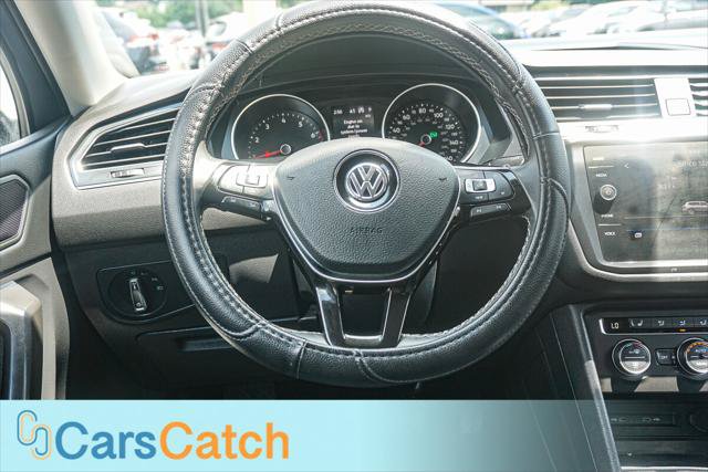 Used 2021 Volkswagen Tiguan SE FWD image 21