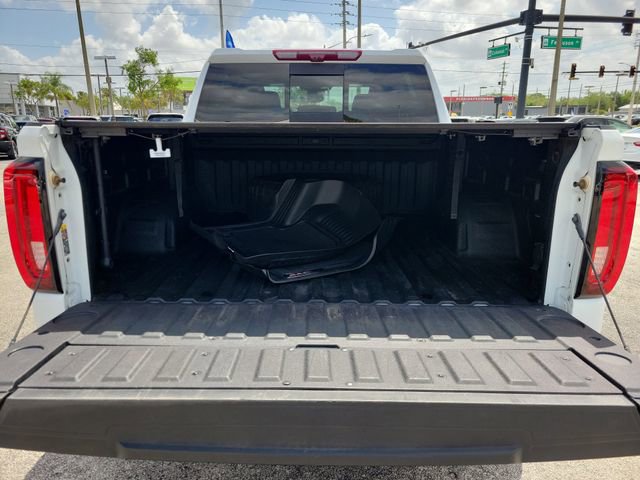 Used 2025 GMC Sierra 1500 AT4 w/ AT4 Premium Package AWD/4WD image 9