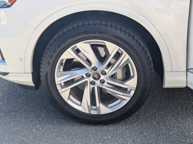 Used 2021 Audi Q7 3.0T Premium Plus image 23