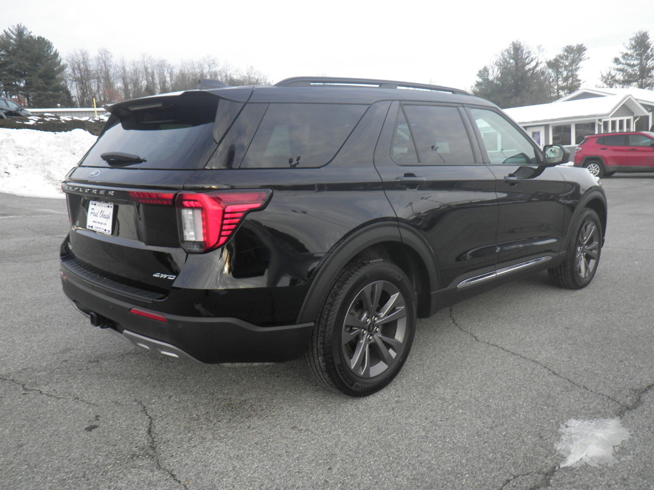 Certified 2025 Ford Explorer Active w/ Active Comfort Package image 7