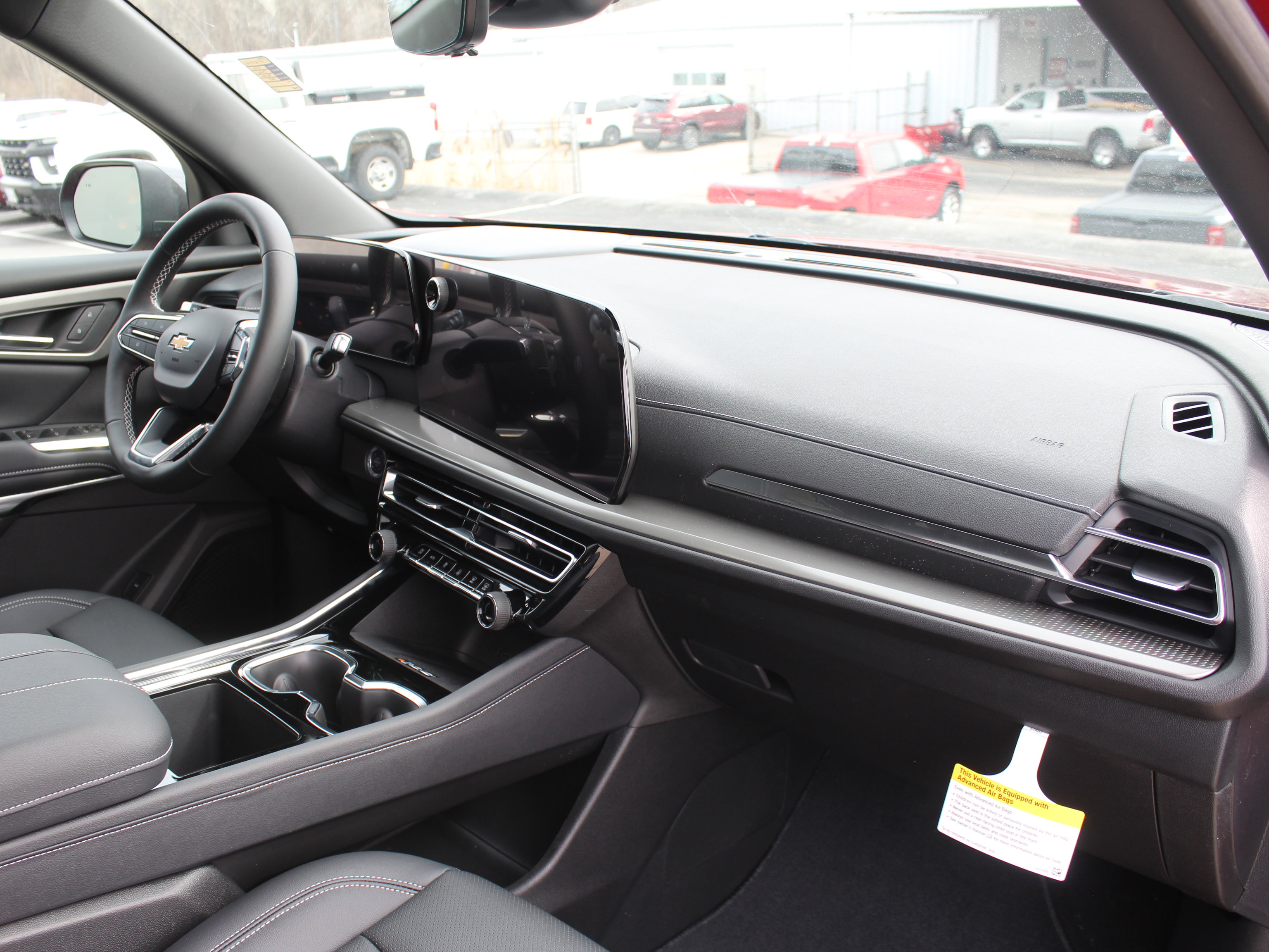 New 2026 Chevrolet Traverse LT w/ Sun and Wheel Package image 15