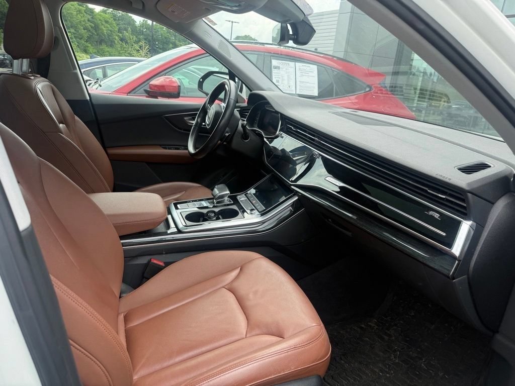 Used 2020 Audi Q7 3.0T Premium Plus AWD/4WD image 6
