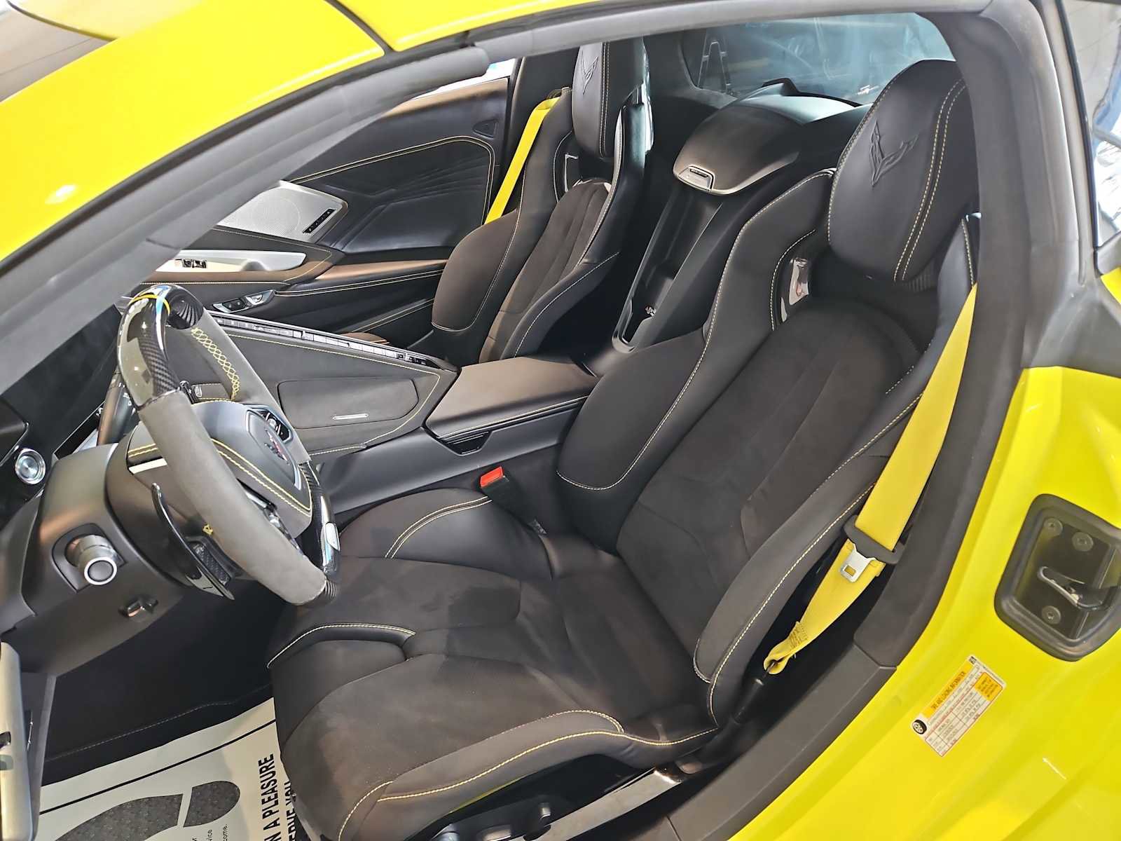 Used 2024 Chevrolet Corvette E-Ray image 33