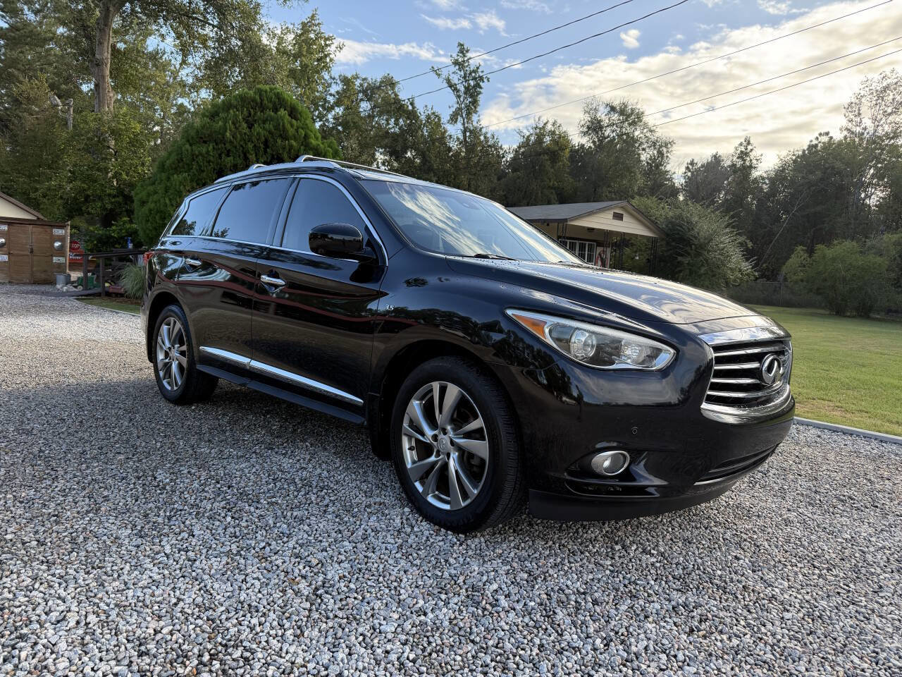 Used 2014 INFINITI QX60 FWD w/ Deluxe Touring Package image 4