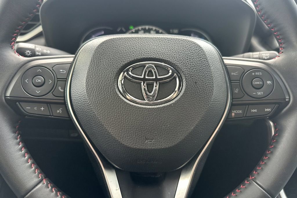 Used 2025 Toyota RAV4 SE AWD/4WD image 24