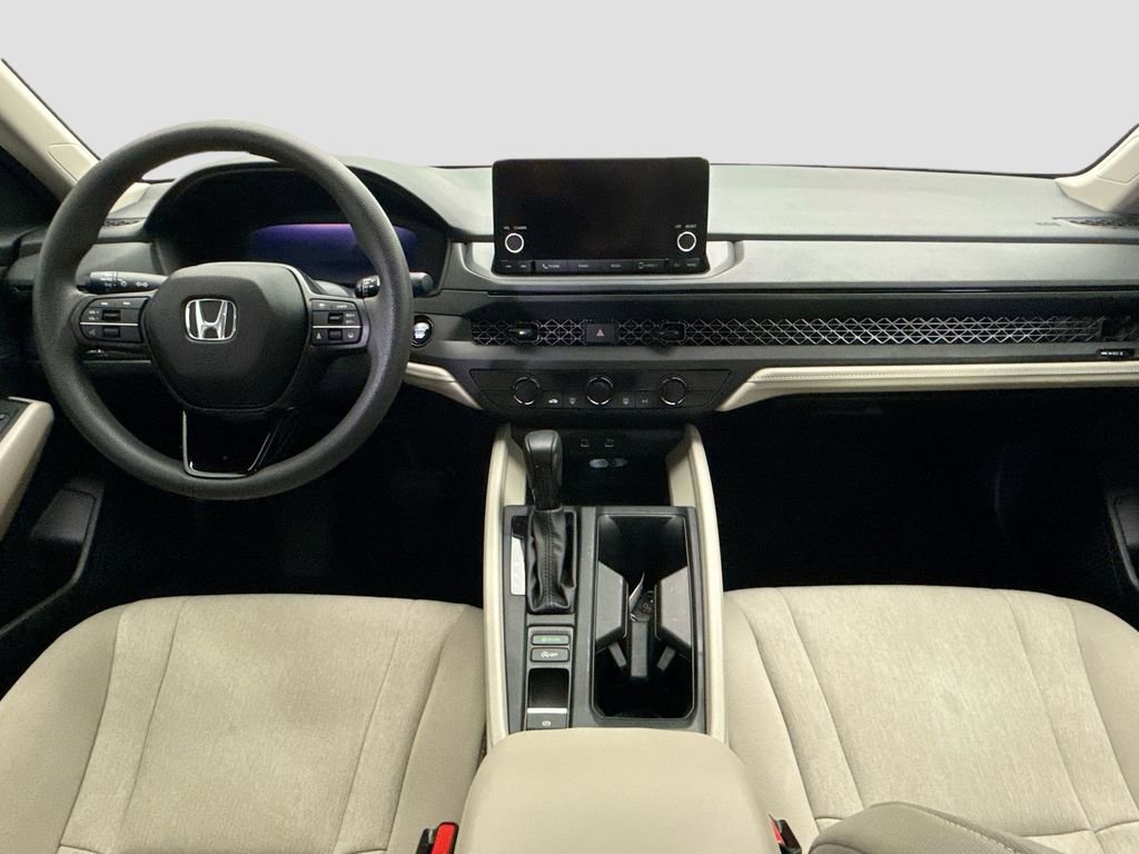 Used 2023 Honda Accord LX image 13