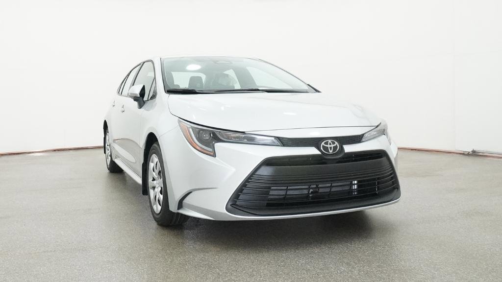 Used 2026 Toyota Corolla LE FWD image 17