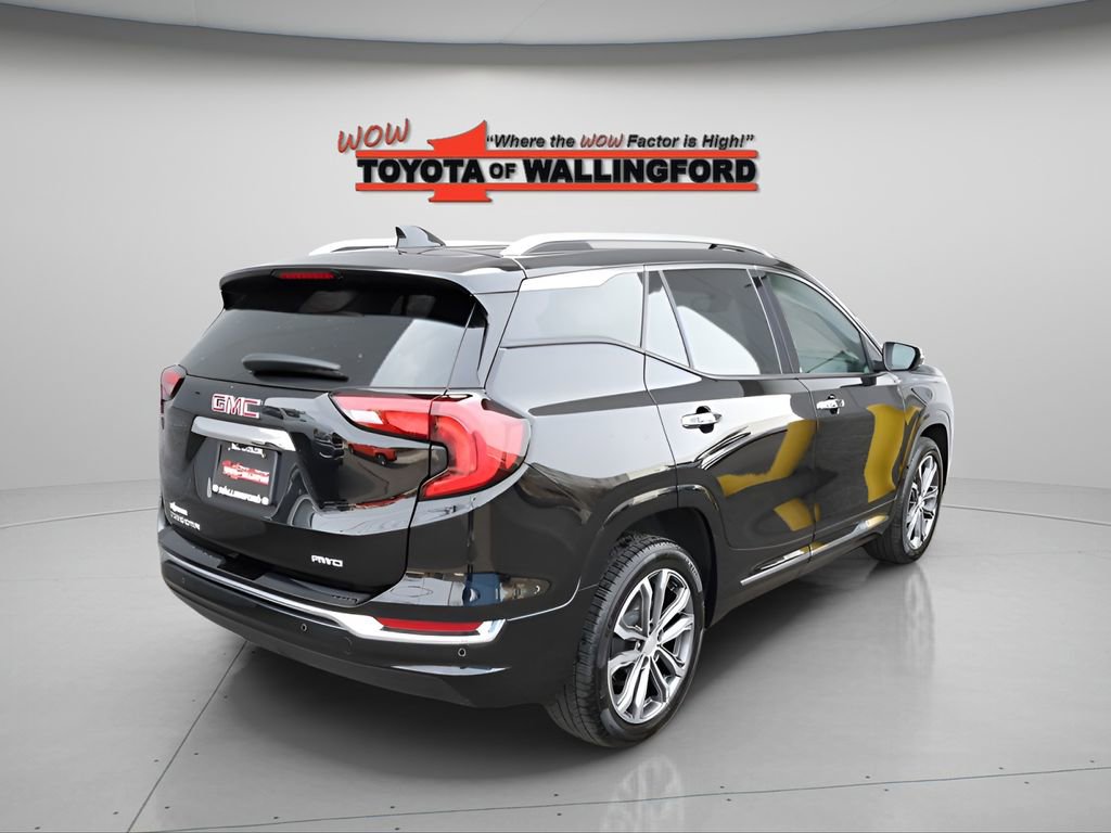 Used 2021 GMC Terrain Denali w/ Denali Premium Package image 12