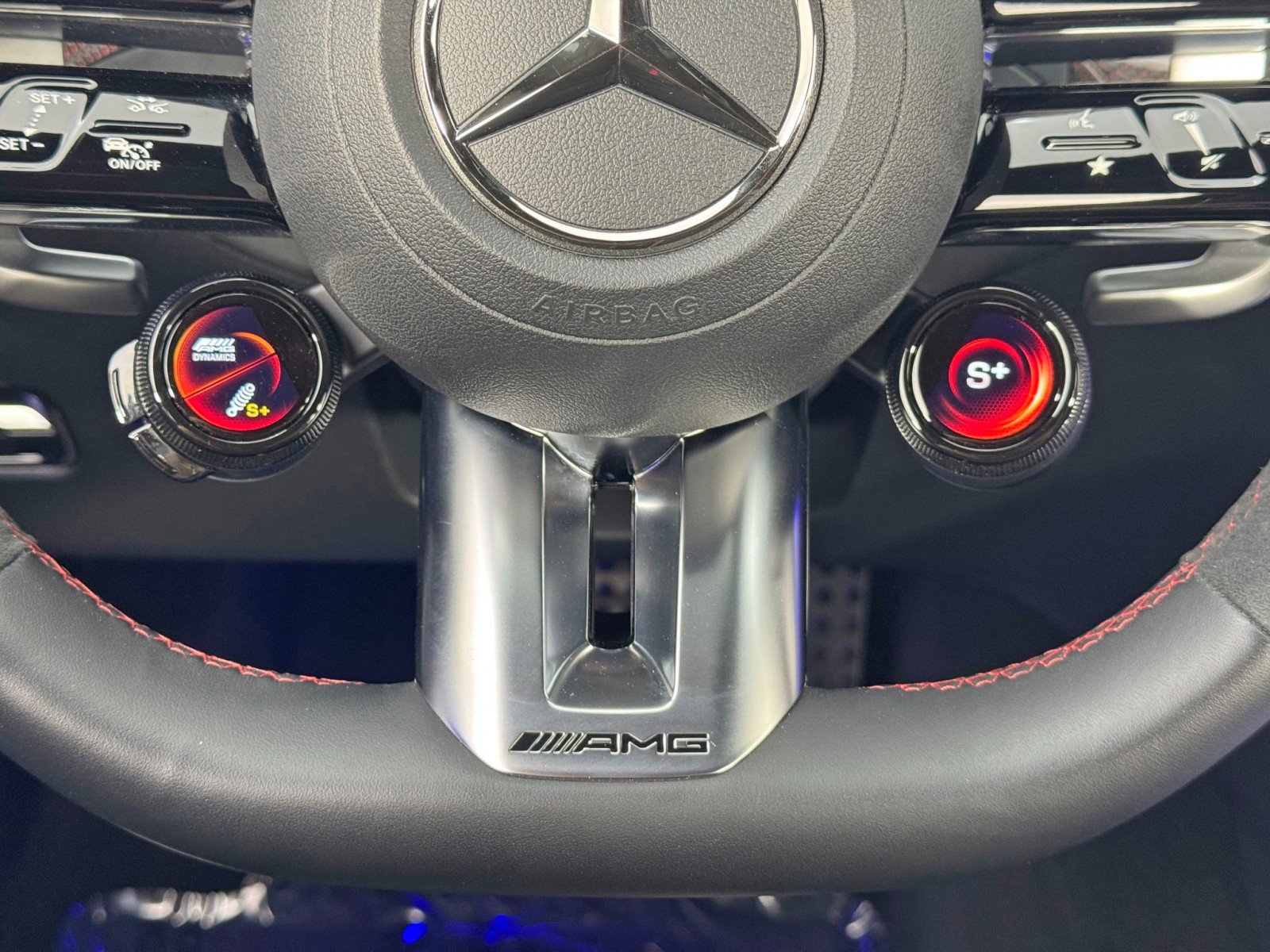 Used 2024 Mercedes-Benz C 63 AMG S image 29