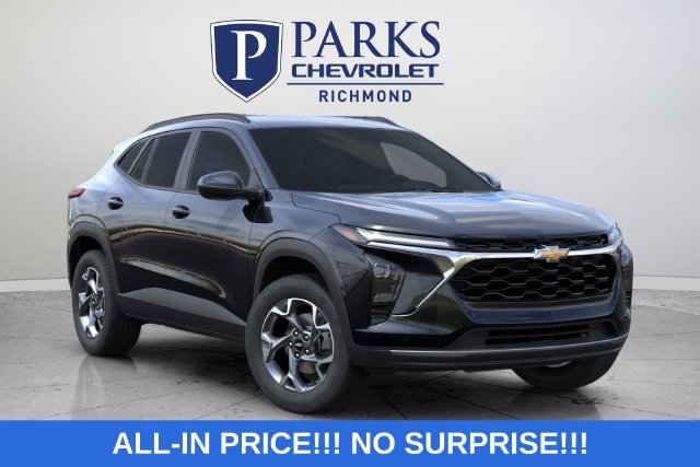 New 2026 Chevrolet Trax LT FWD image 2