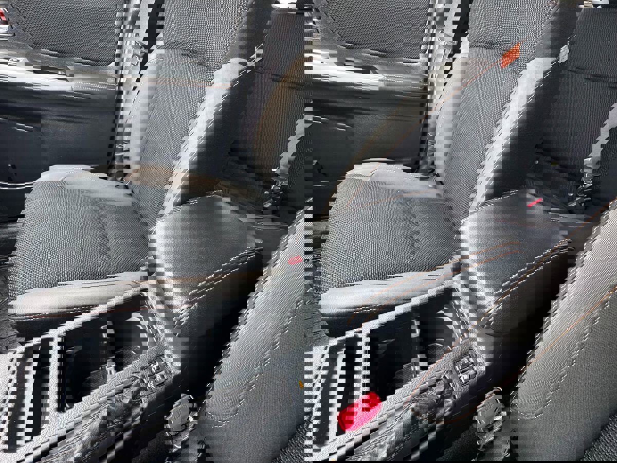 Used 2016 Subaru Crosstrek 2.0i Premium image 23