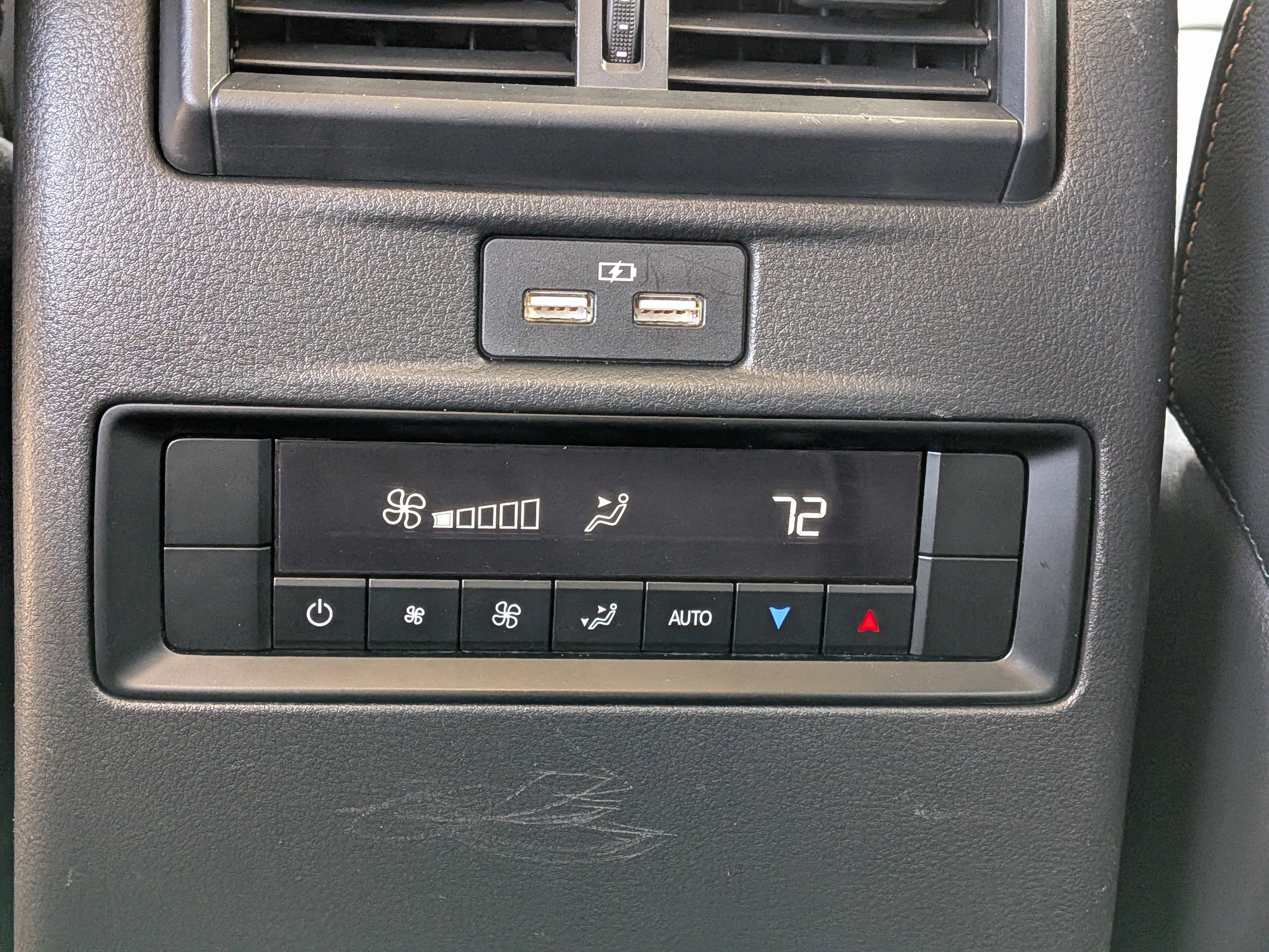 Certified 2025 MAZDA CX-90 3.3 Turbo w/ Select Package image 16