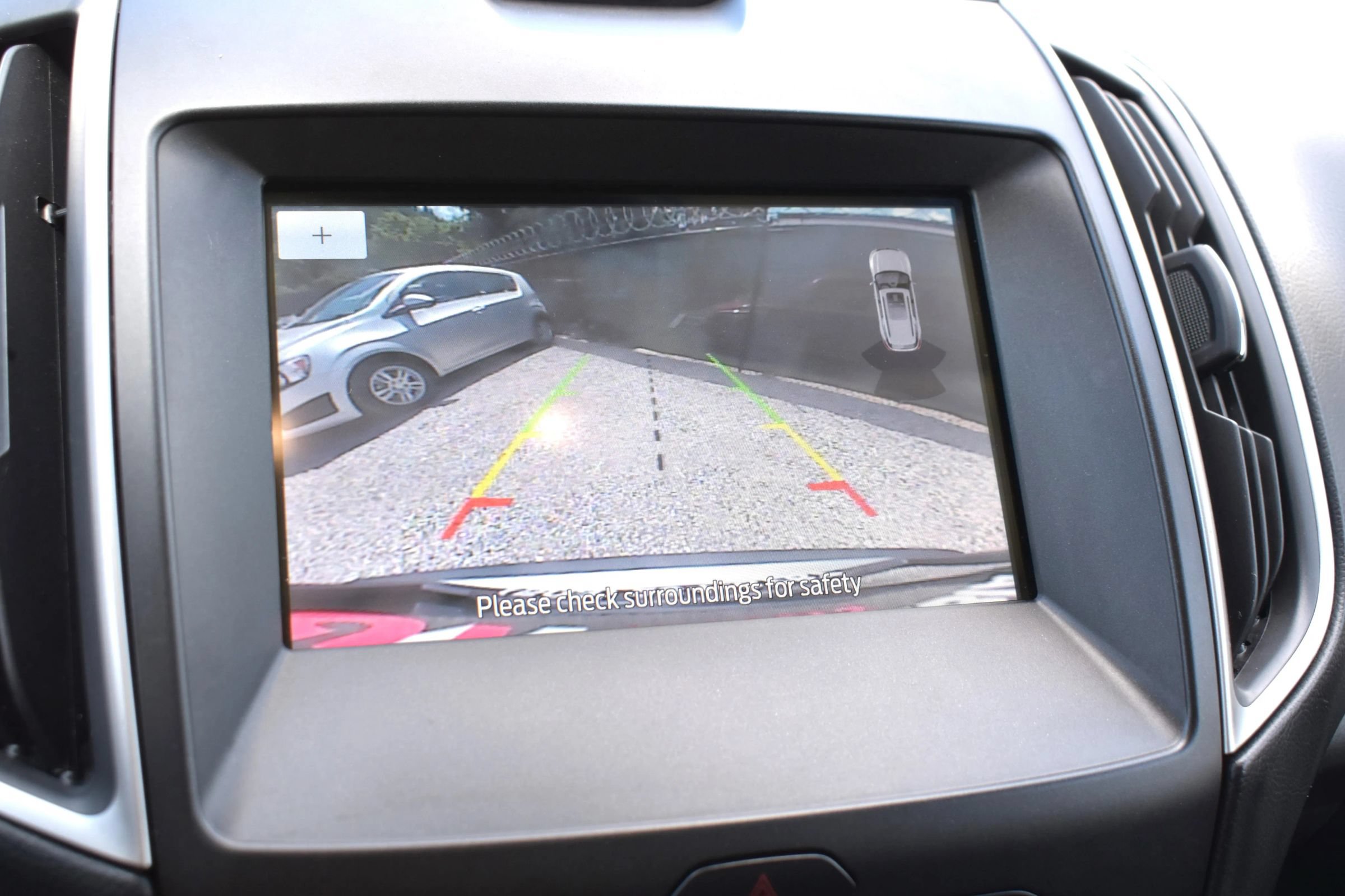 Used 2020 Ford Edge SEL AWD/4WD image 65