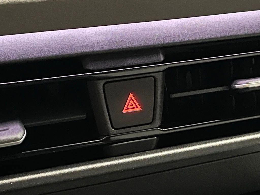 New 2026 Volkswagen Tiguan SE image 11