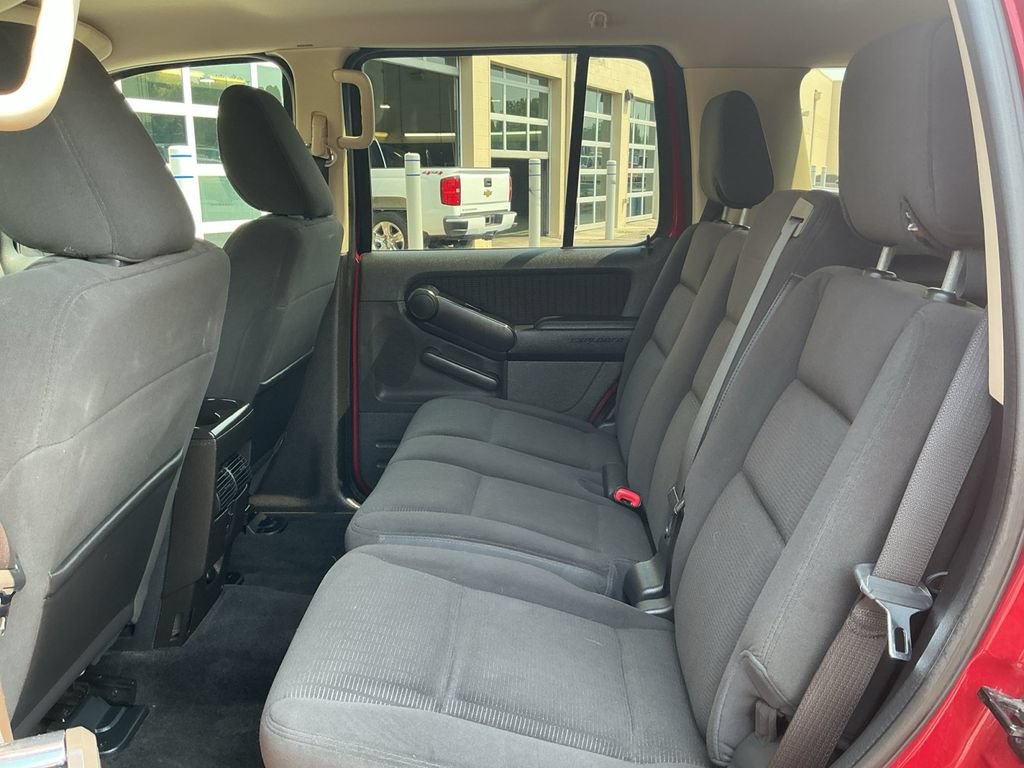 Used 2010 Ford Explorer XLT AWD/4WD image 20