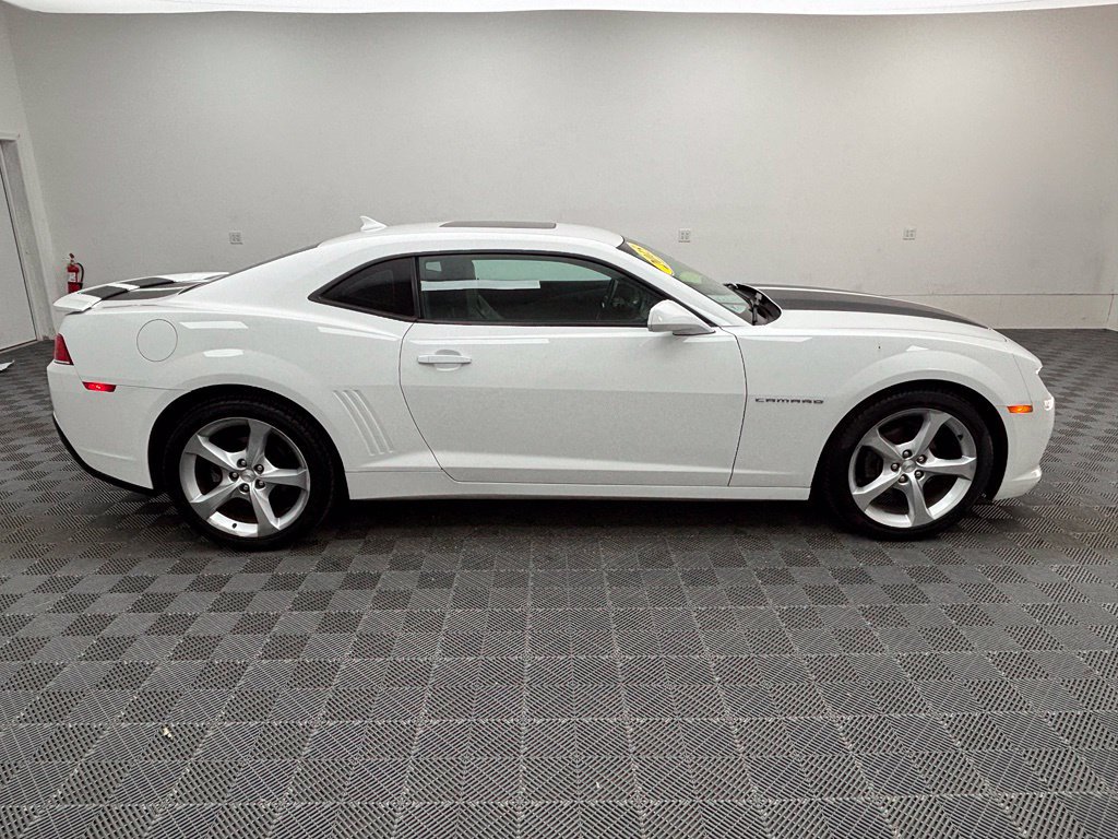 Used 2015 Chevrolet Camaro LT w/ RS Package RWD image 7