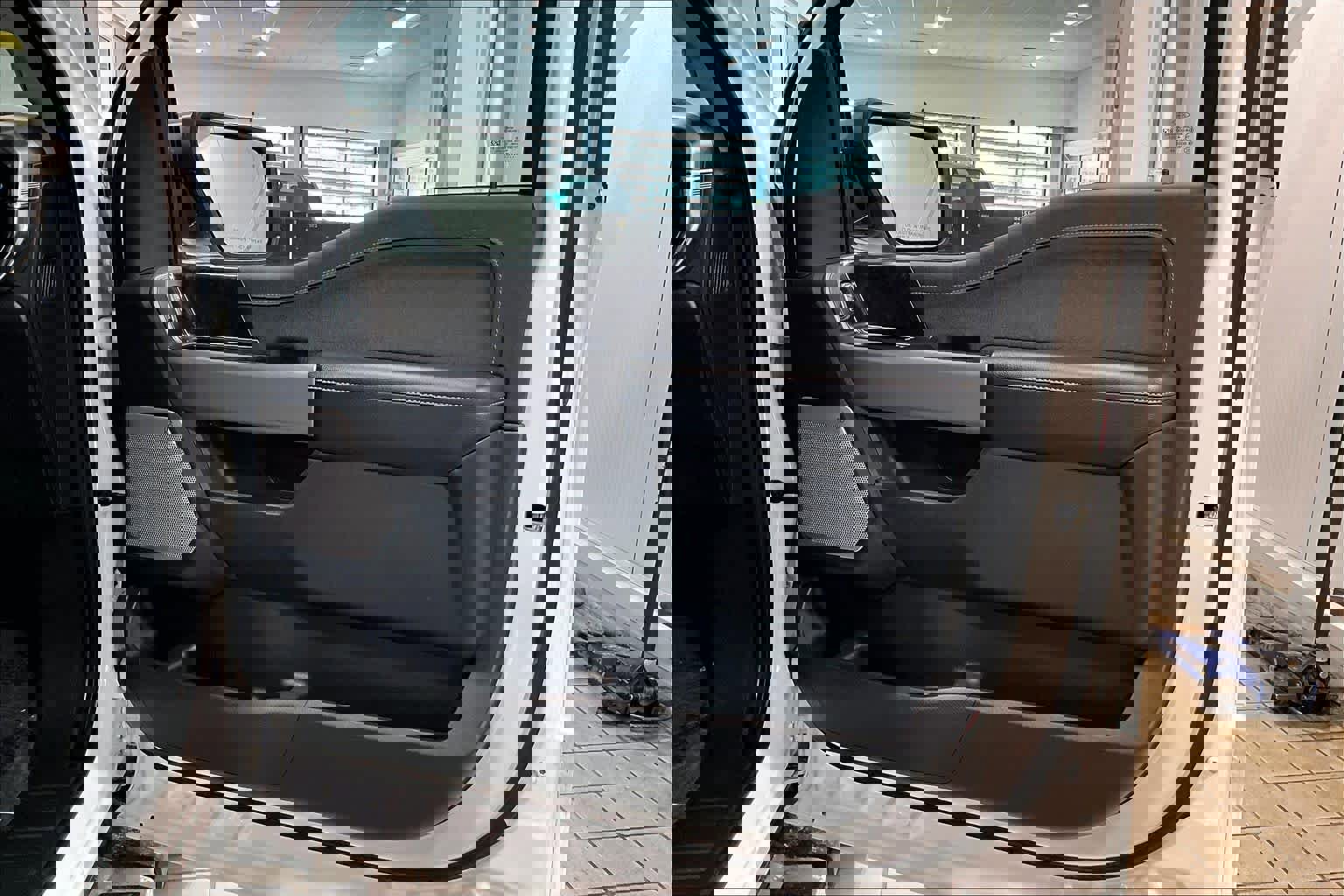 Used 2022 Ford F150 Lariat image 22