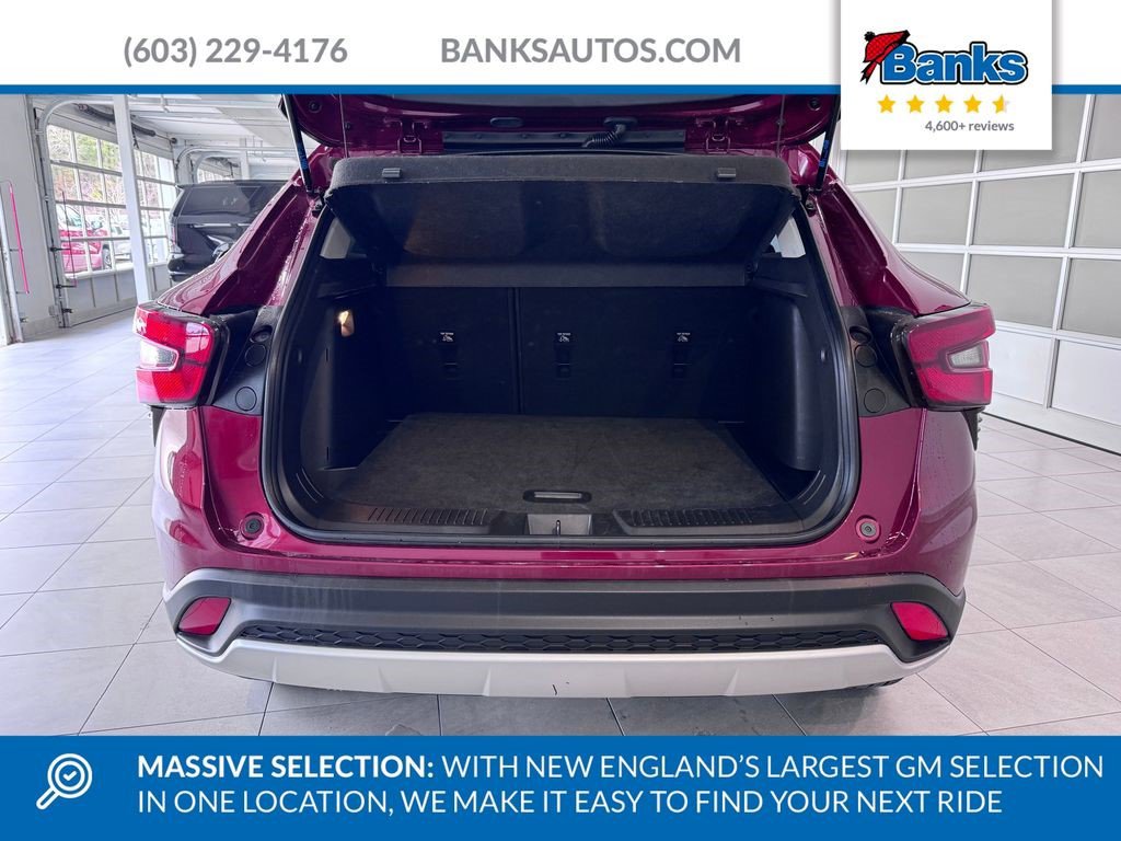 Certified 2025 Chevrolet Trax LT w/ LT Convenience Package image 5